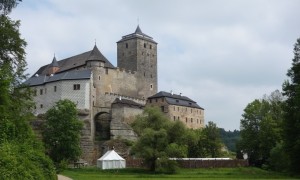 1024x0-towidth-90-12-hrad_kost.jpg